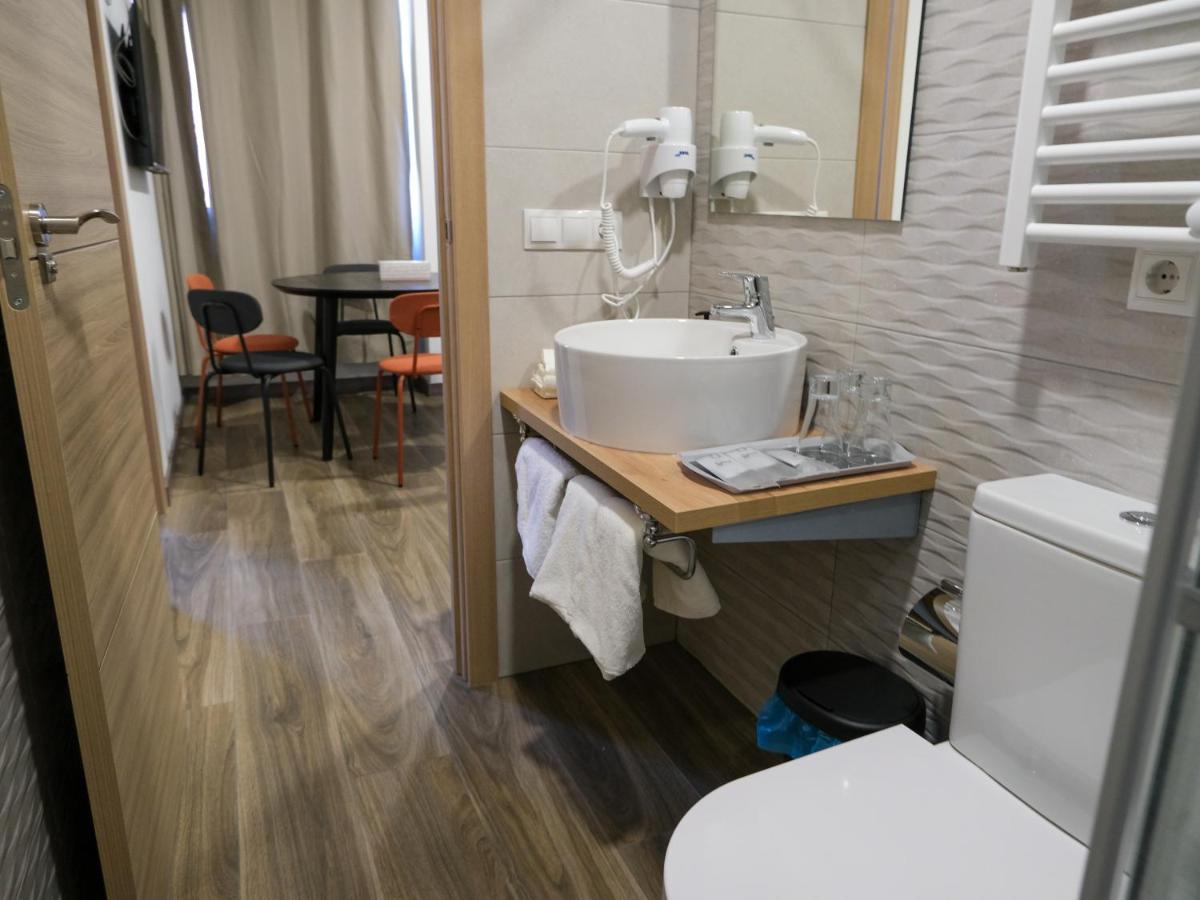 Alianza Suites Madrid Buitenkant foto