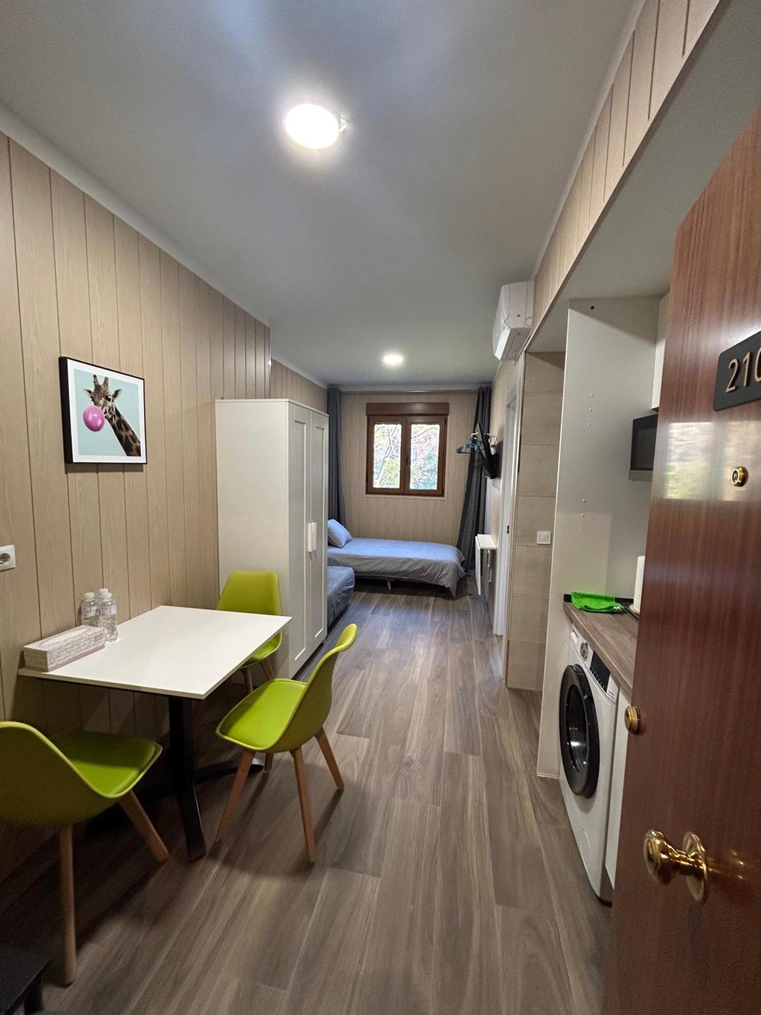 Alianza Suites Madrid Buitenkant foto